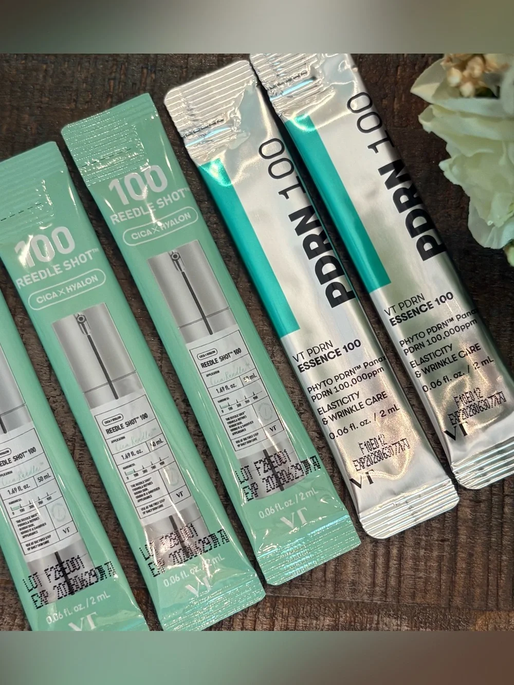 New VT Cosmetics 100 REEDLE SHOT Cica x Hyalon & PDRN ESSENCE Bundle of 5!
